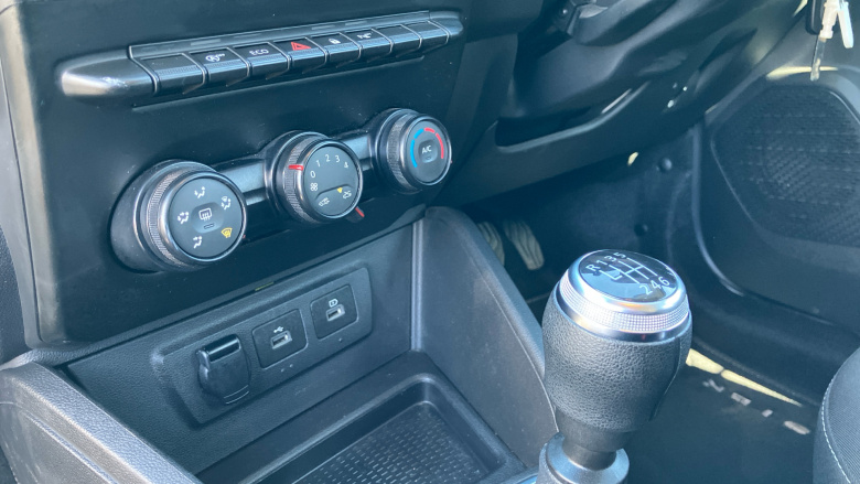 Dacia Duster 1.0 TCe 100 Comfort 5dr Bi Fuel Estate